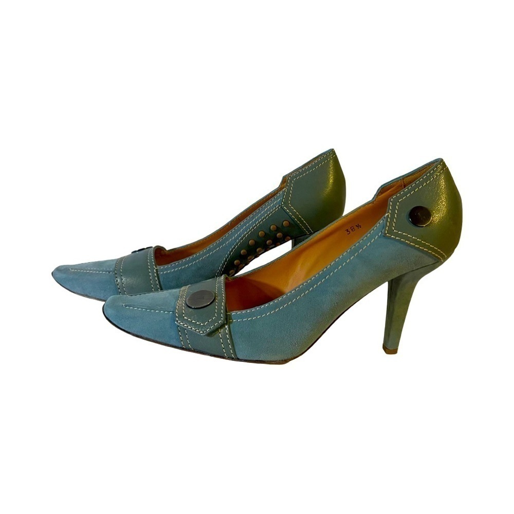 NWOT Tod’s Blue Suede Leather Light Blue Heels Size 8